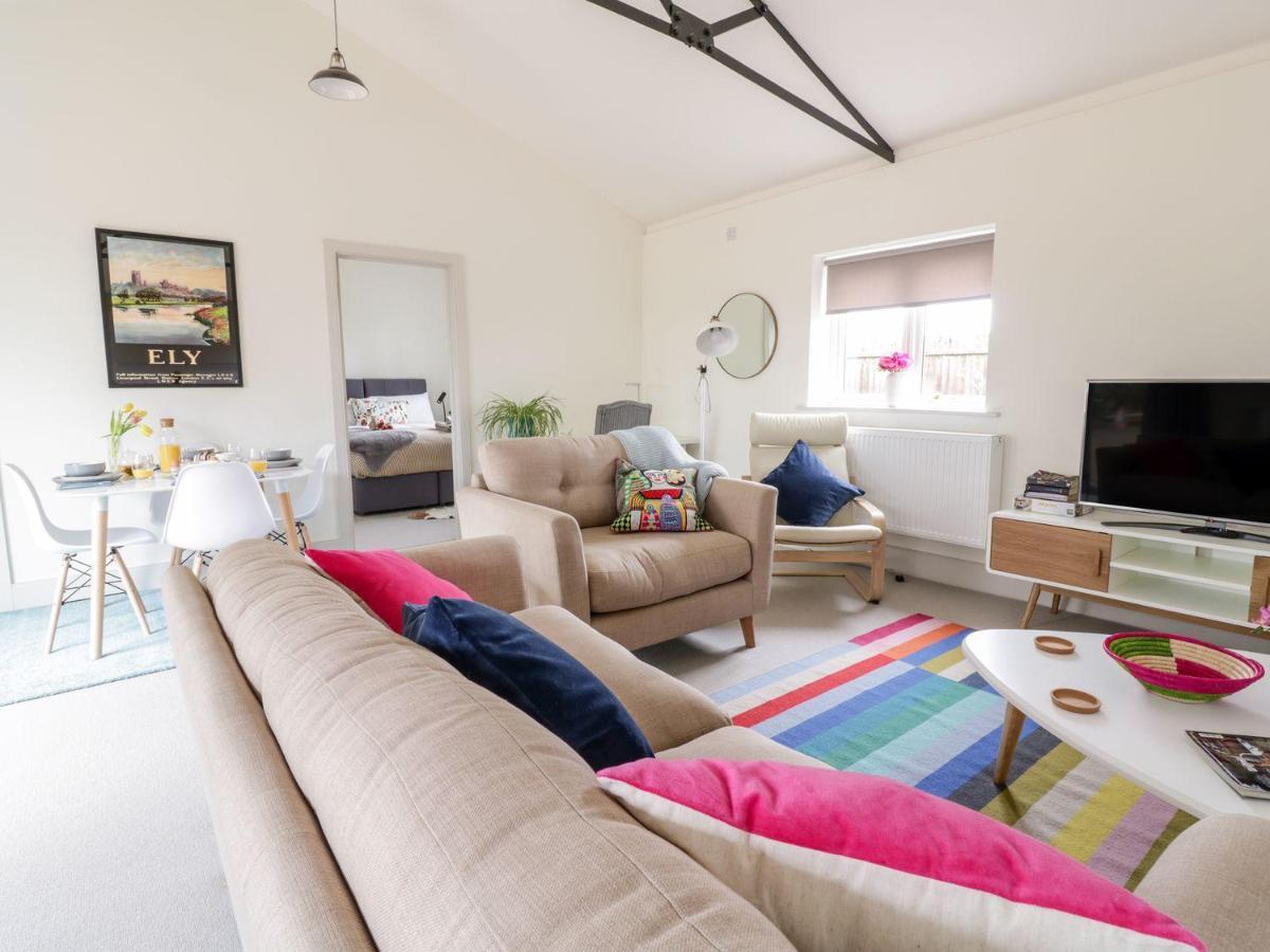 Oak Cottage At Gravel Farm Stretham Экстерьер фото